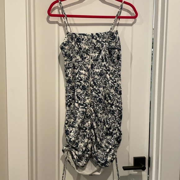 Abercrombie and fitch side-Cinch Ruched Mini Dress - Picture 5 of 9